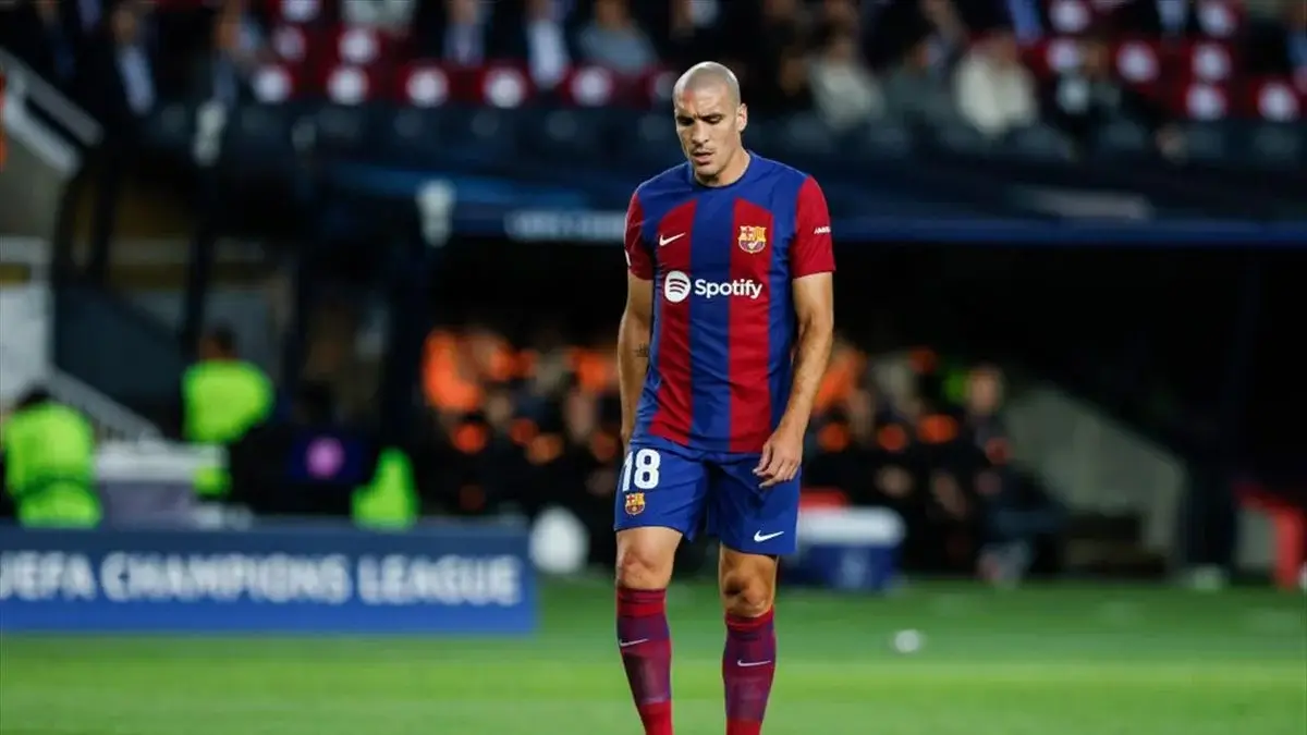Barcelona’da deneyimli orta saha oyuncusu kulüpten ayrılmaya yakın