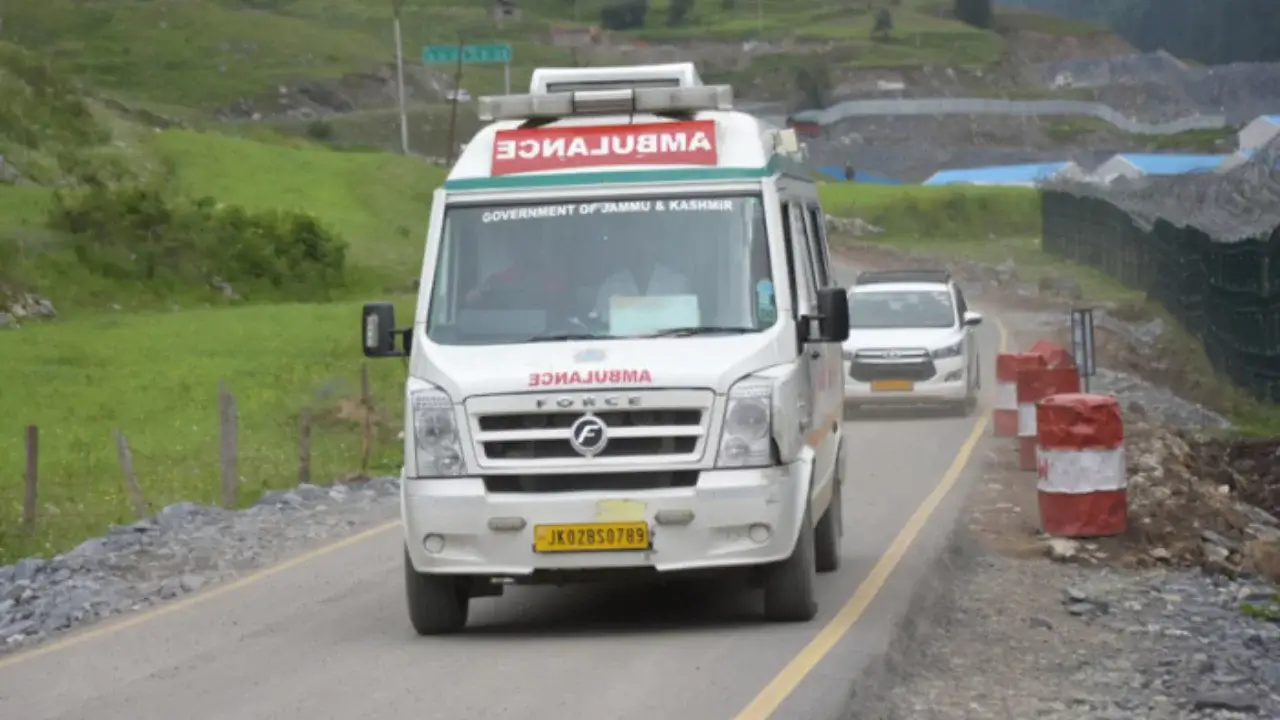 Hindistonda uy qulashida 15 nafar odam fojiaviy halok bo‘ldi