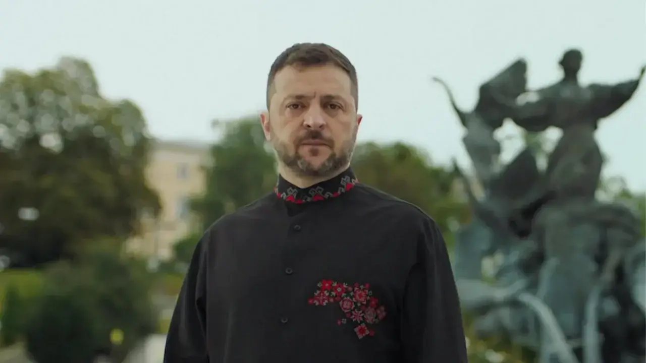Zelenskiy, Bağımsızlık Günü konuşmasında özgürlük için mücadeleye devam edeceklerini söyledi