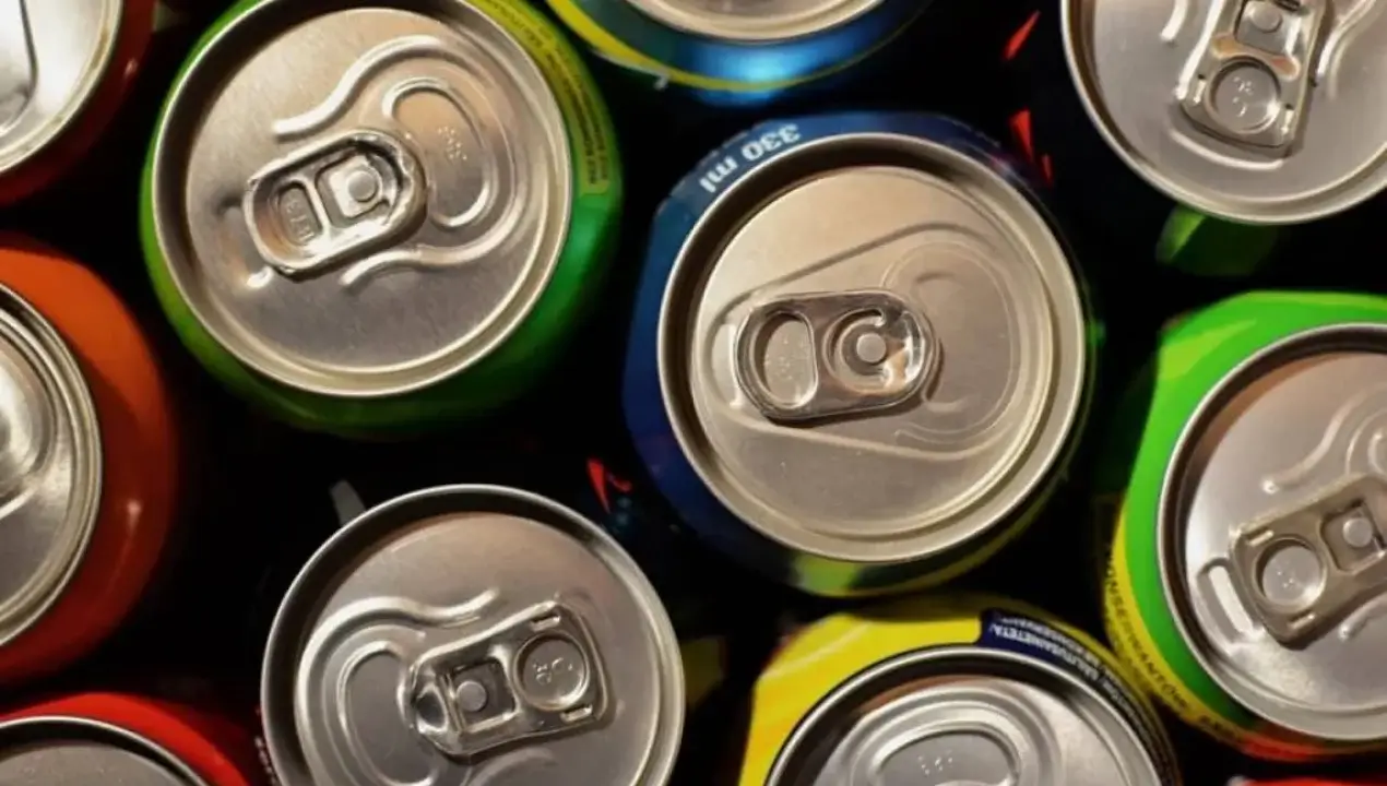 Buyuk Britaniyada bolalarga energetik ichimliklar taqiqlanadi