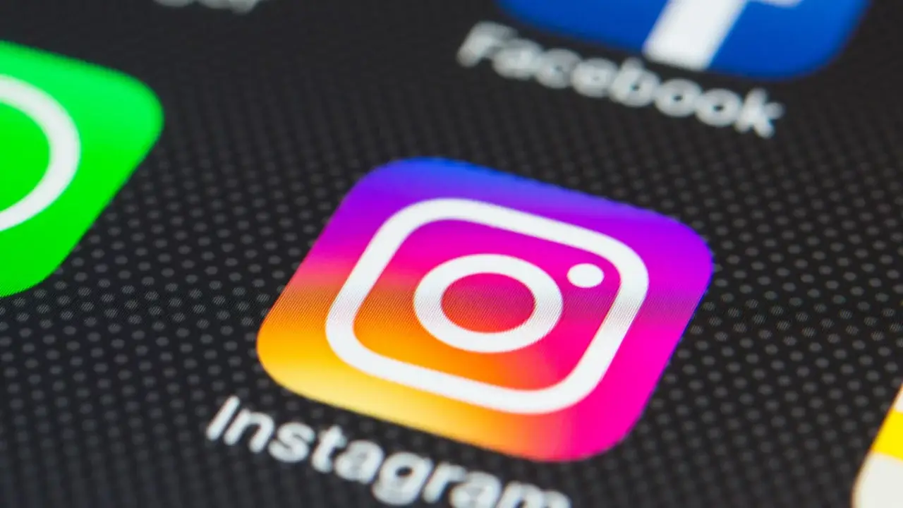 Using Instagram without ads will be paid