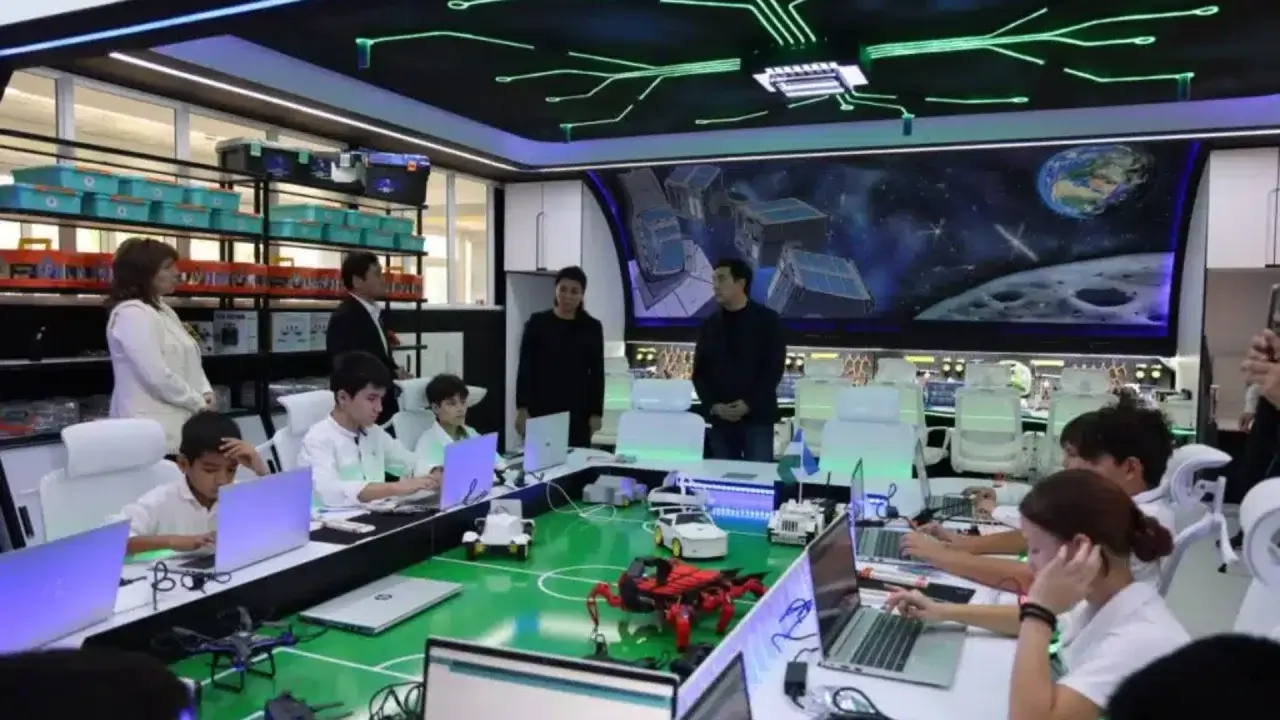 Robotics center for 1,000 students opened in Tashkent