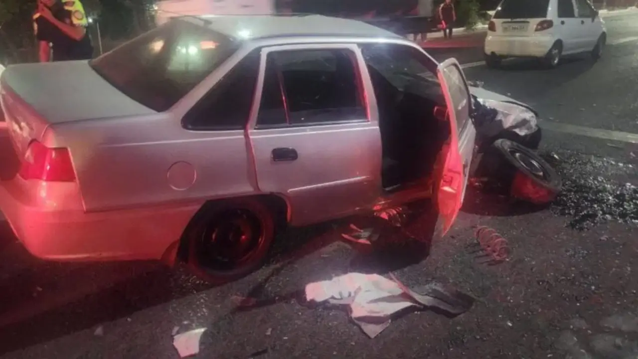 Drunk driver crashes into three cars at once in Andijan