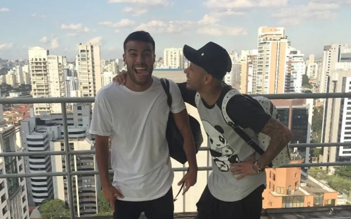 Neymar, Rafinha'nın Ballon d'Or sıralamasını "gülünç" olarak nitelendirdi