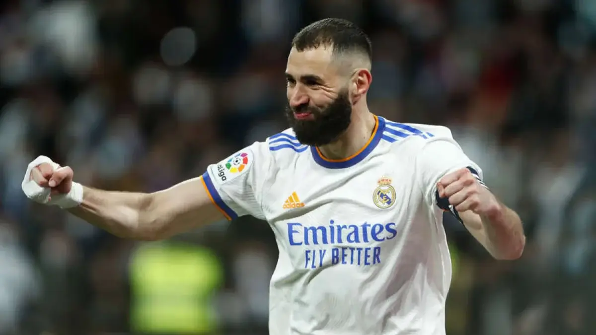 Benzema hat-trikle 500 gol barajını aştı