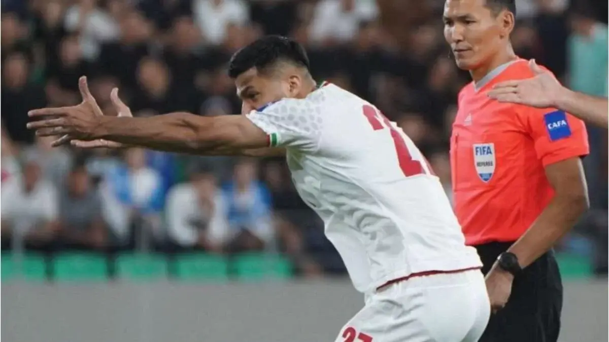 Kano: "The cup should have been given to the referee, not to you"