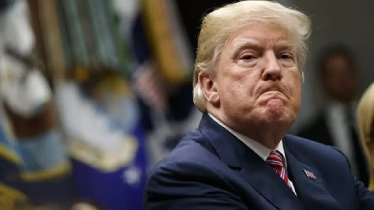 Activists in London disrupted an evening in honor of Trump