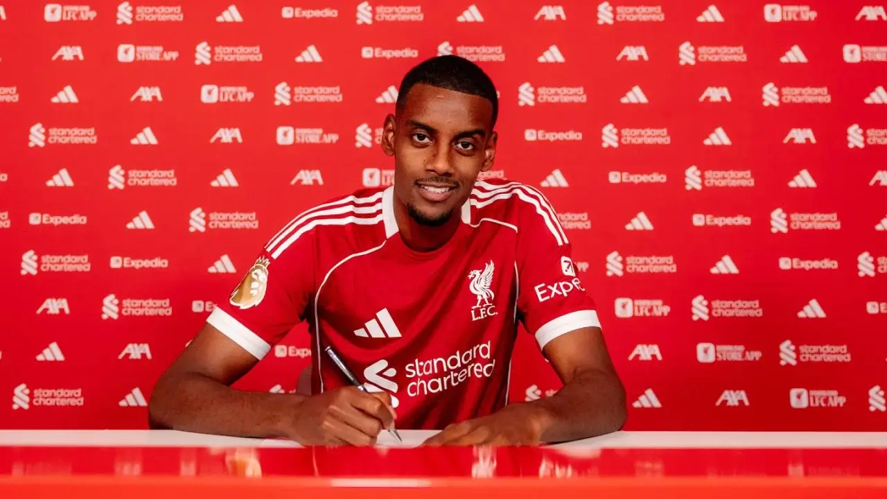 Isaac at Liverpool: I feel great, I'm proud, I'm waiting