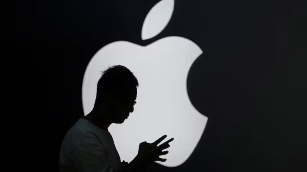 Apple муаллифлар томонидан судга берилди