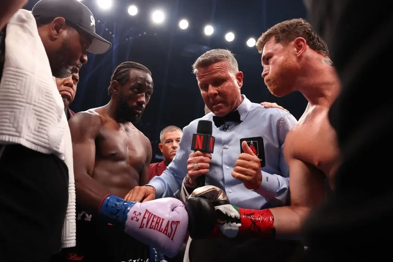 Saul Alvarez reacts to his loss to Terence Crawford