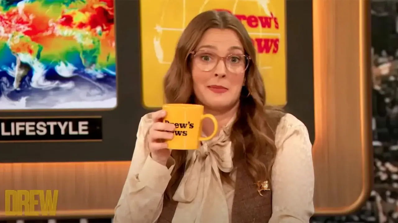Drew Barrymore always carries “mac and cheese” in her bag
