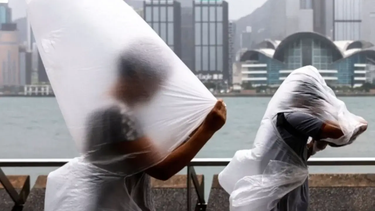 A super typhoon is approaching China.