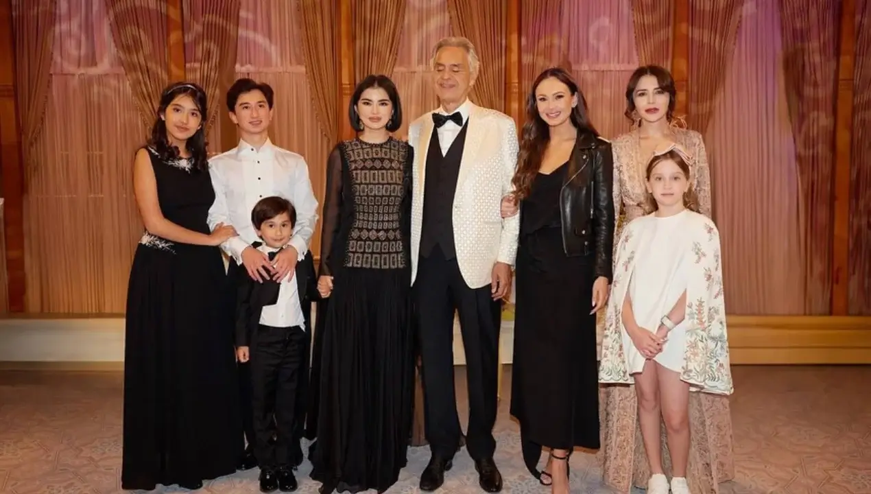 Saida Mirziyoyeva, çocuklarıyla birlikte Semerkant'ta düzenlenen uluslararası bir konsere katıldı