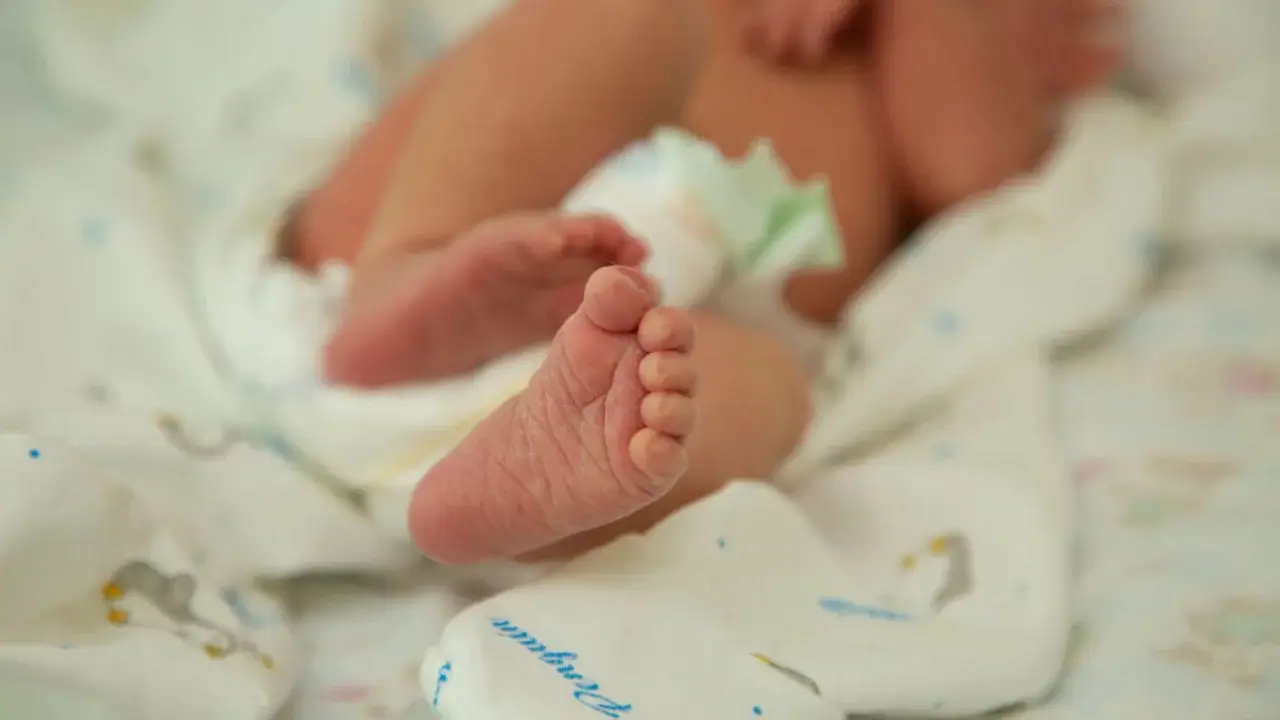 In India, a newborn was found “pregnant” with two parasitic twins