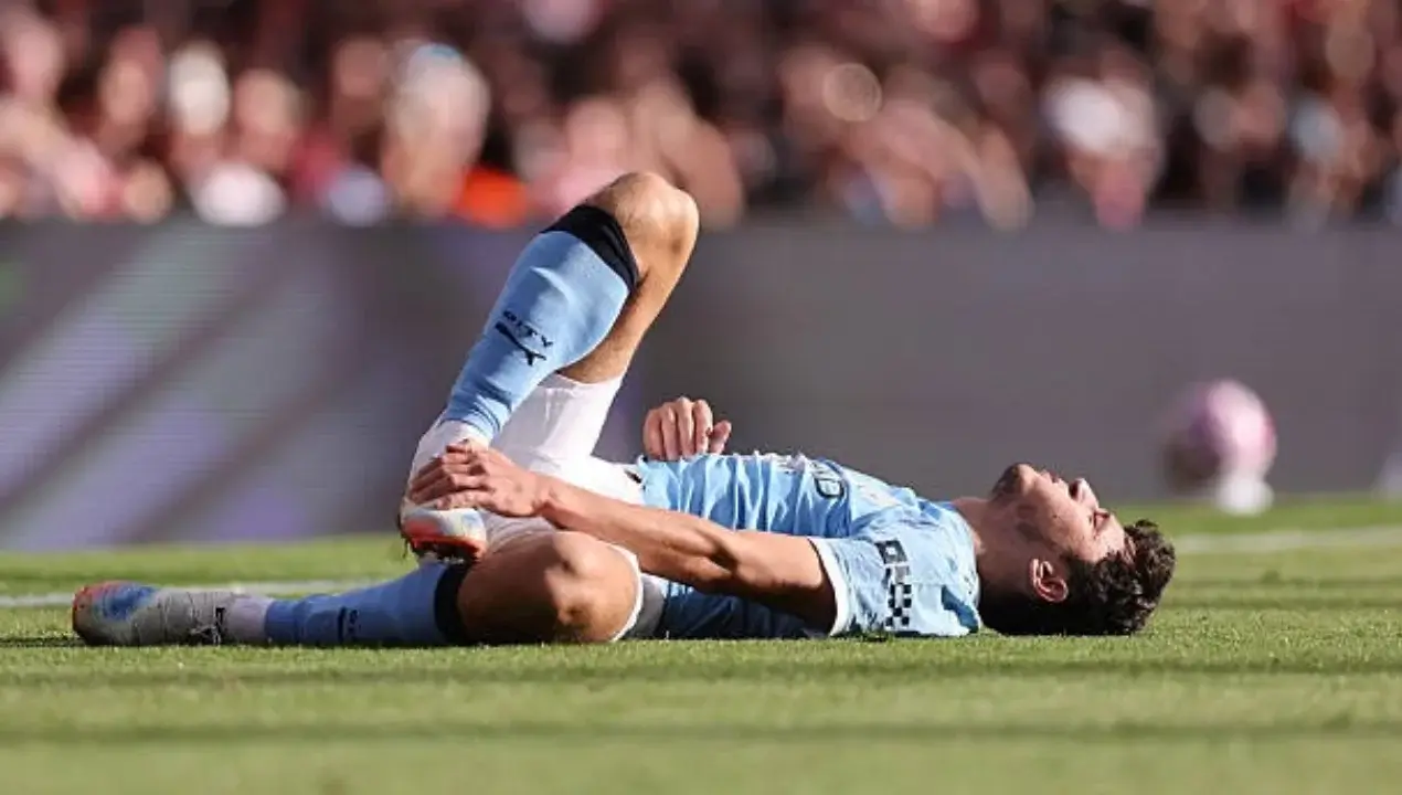 How many grades was awarded to Husanov, who was injured and left the field?