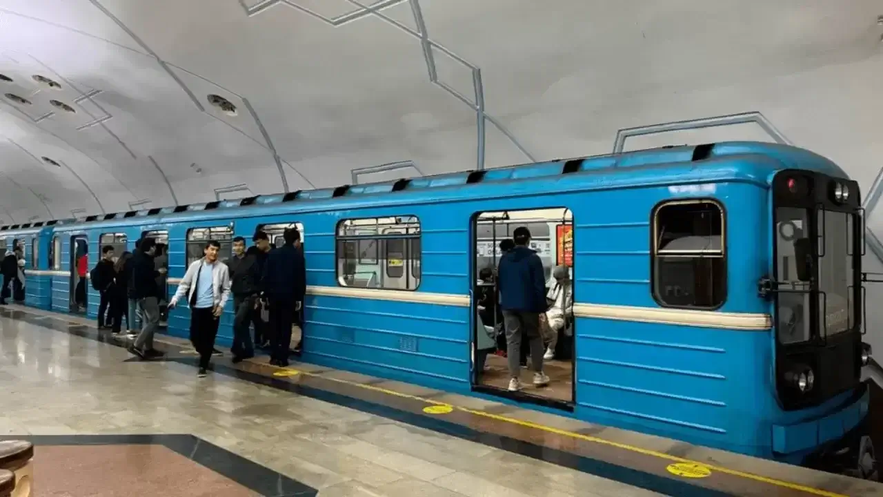 Toshkent metrosida poyezd to‘xtab qoldi