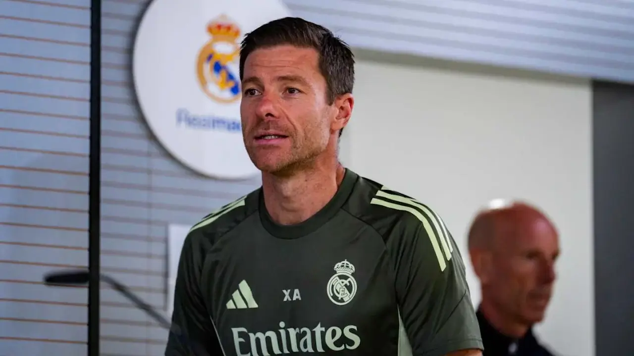 Alonso has urgently sent a scout to the Netherlands to track down Kes Smith