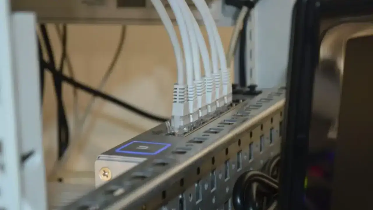 Mobile operators in Uzbekistan connect directly to the internet