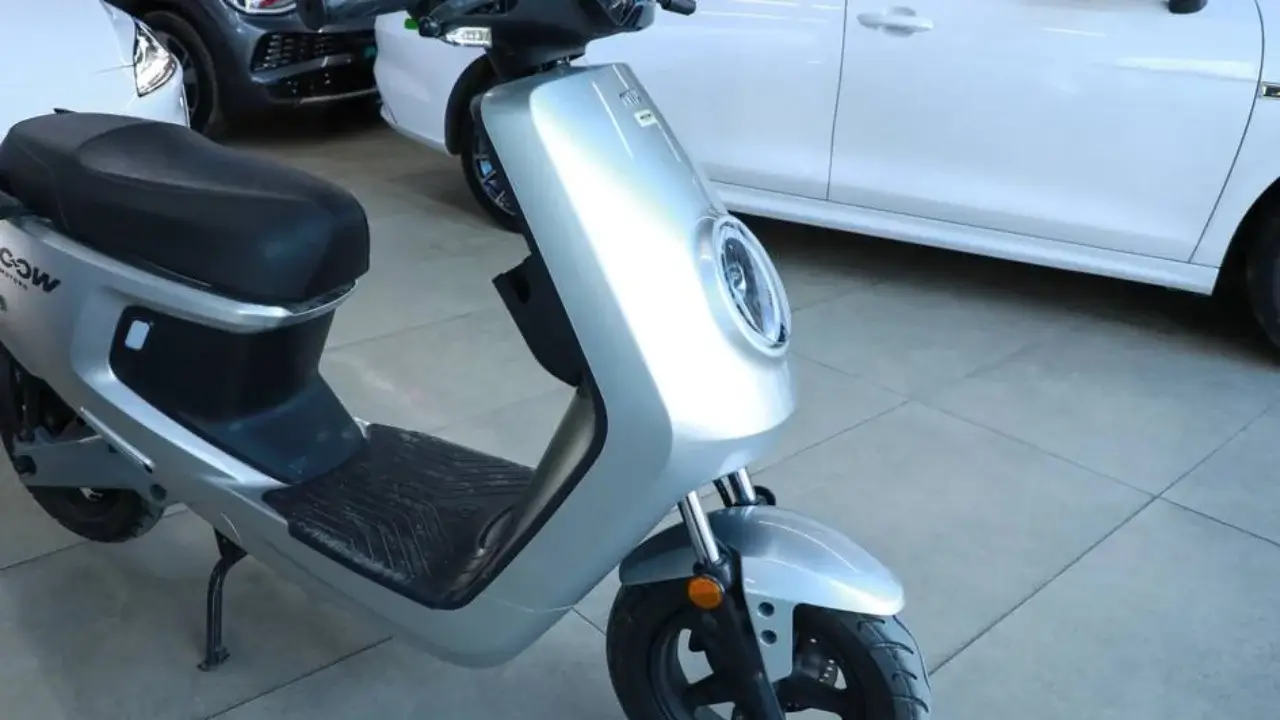 Price and duration of training for a scooter driving license