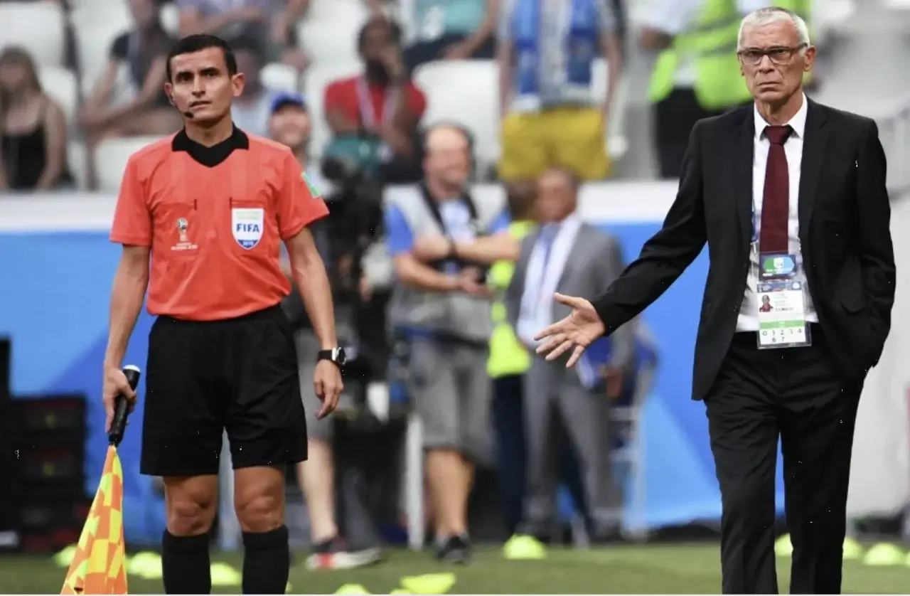 Hector Cuper recalls a surprising incident involving Messi