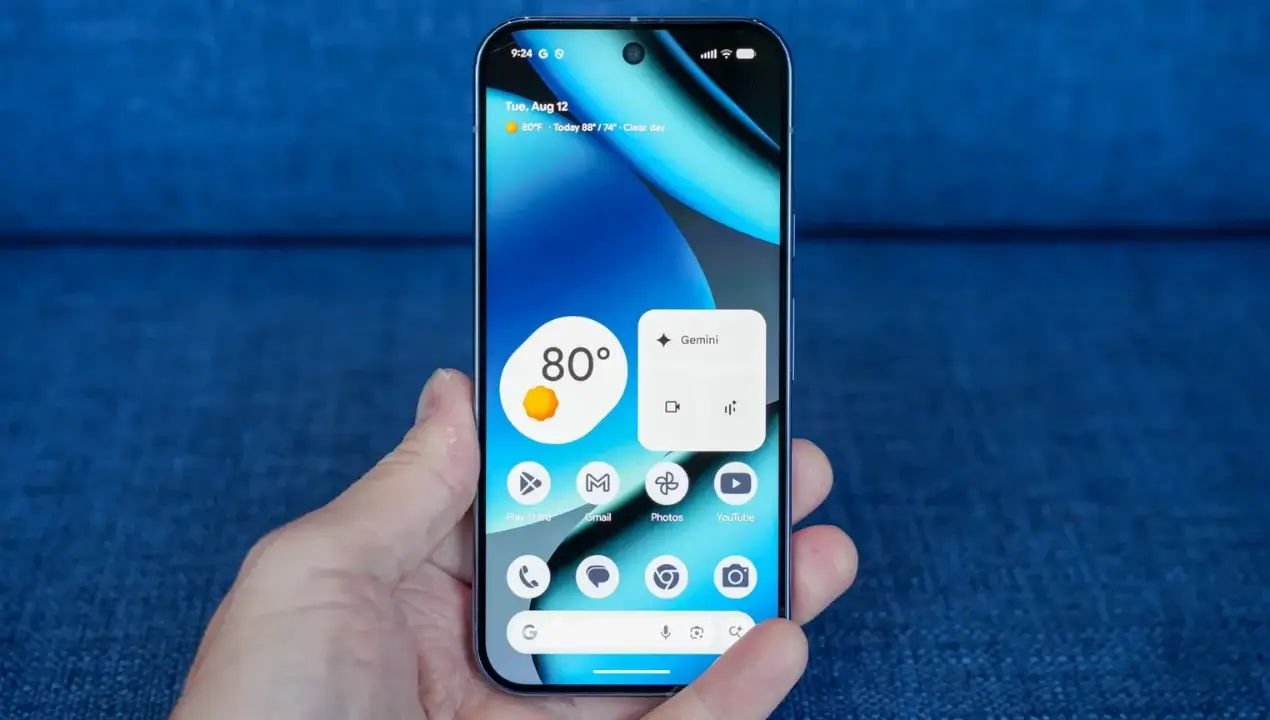 2025'in en iyi ekranlı akıllı telefonu belirlendi