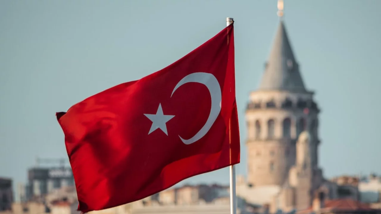 Turkiyada 830 kilolik narkojinoyatda ayblangan o‘zbekistonlik oqlandi