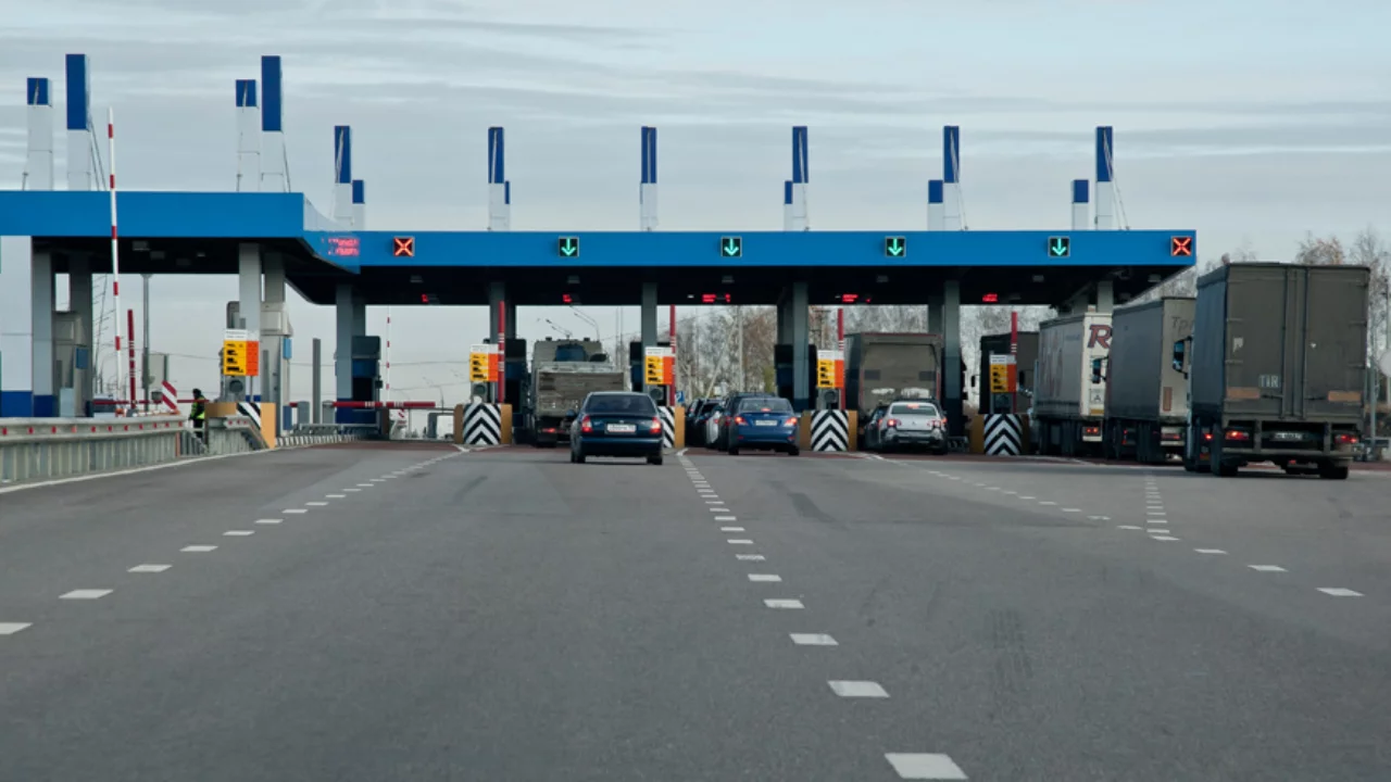 Özbekistan'da ücretli yol ücretleri açıklandı