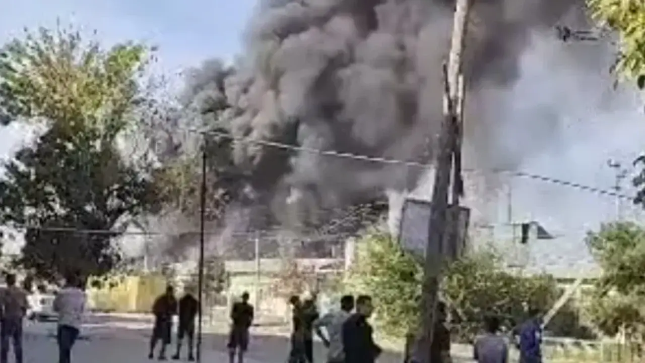 A large fire broke out at a polyethylene plant in the Tashkent district