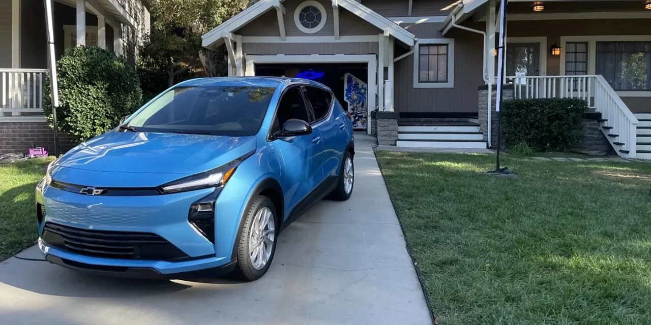 Янги Chevrolet Bolt тақдим этилди