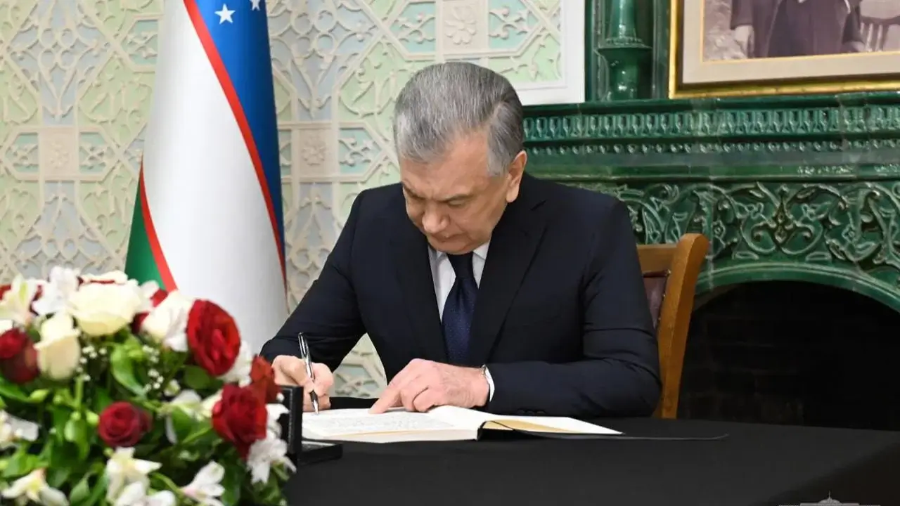The President expressed condolences on the death of Colonel General Rustam Akhmedov