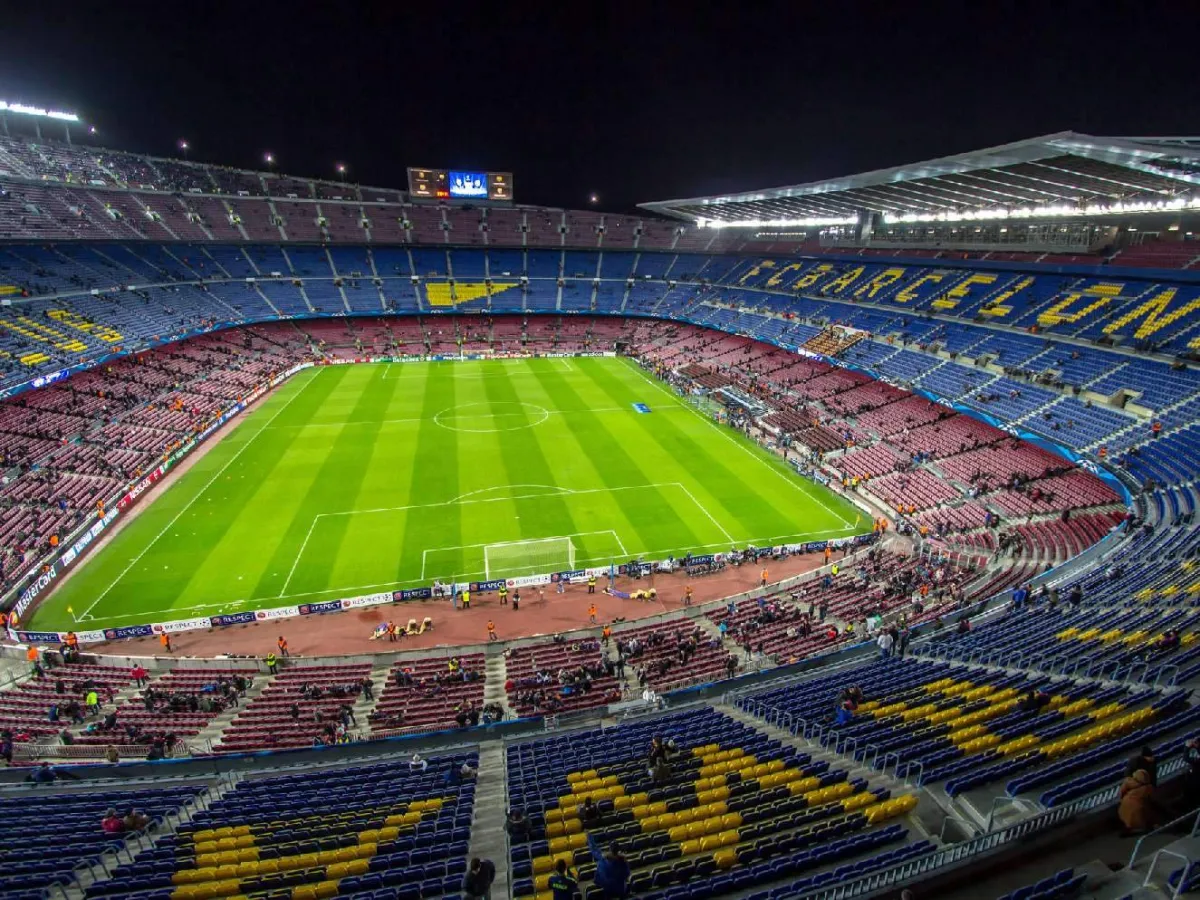 "Kamp Nou"da büyük skandal: Türkiye kökenli yasa dışı işçiler yakalandı