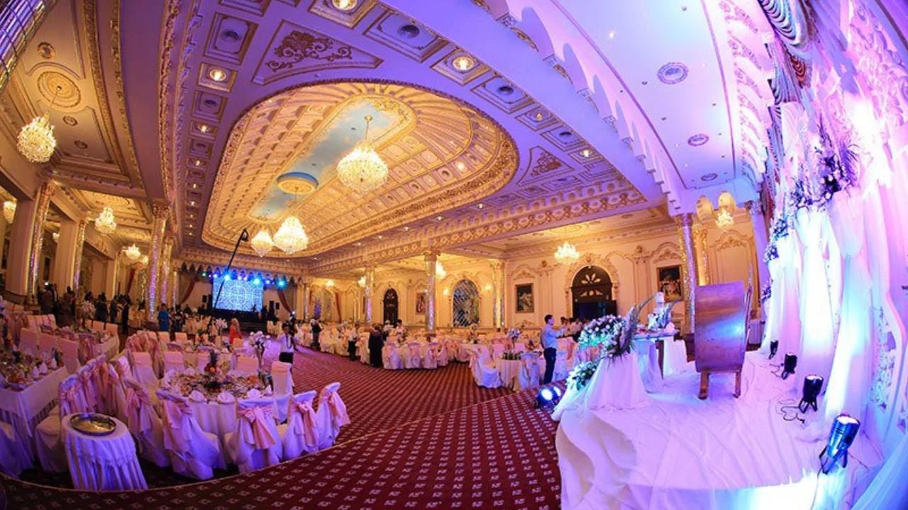 Endilikda soat 22:00 dan keyin bazmlar to‘xtatiladi