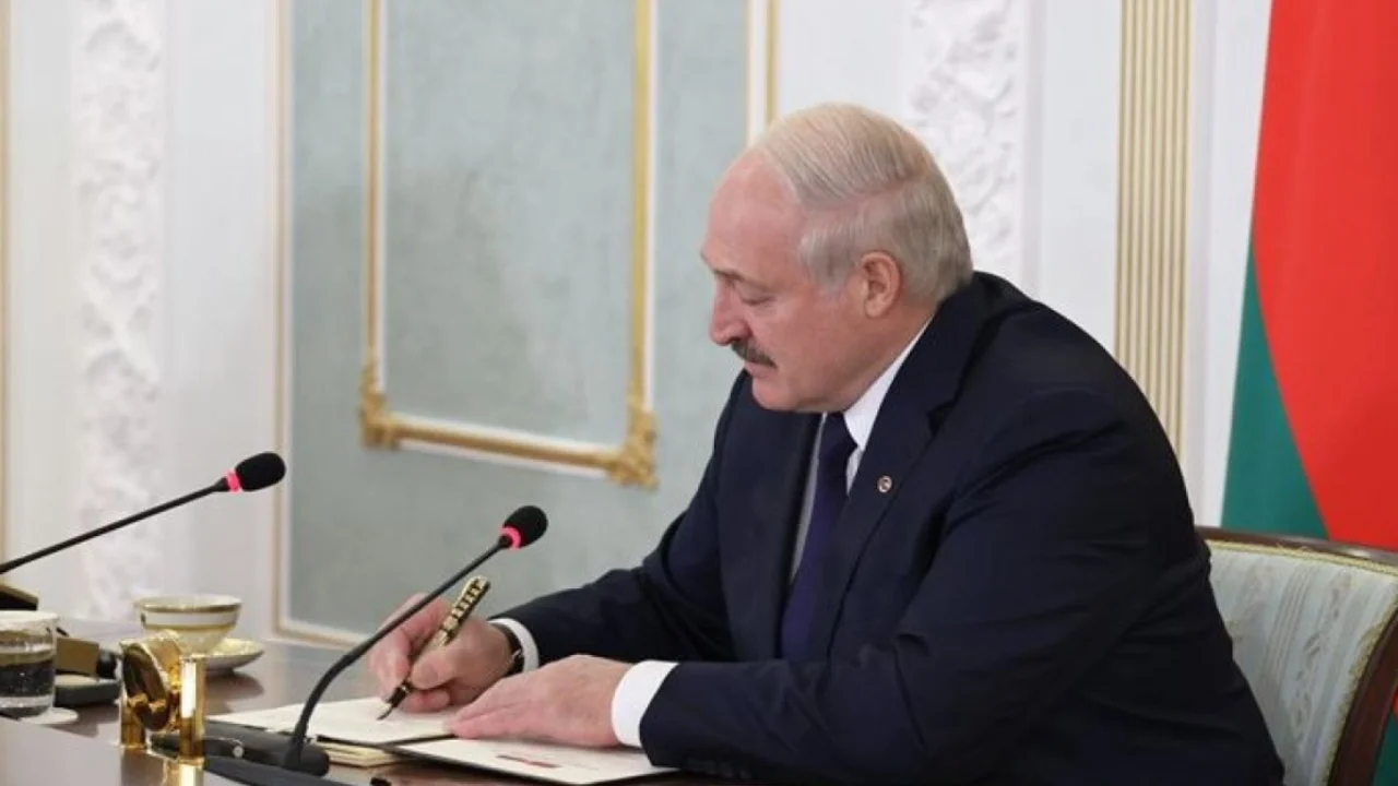 Лукашенко 31 украинликни озод қилди