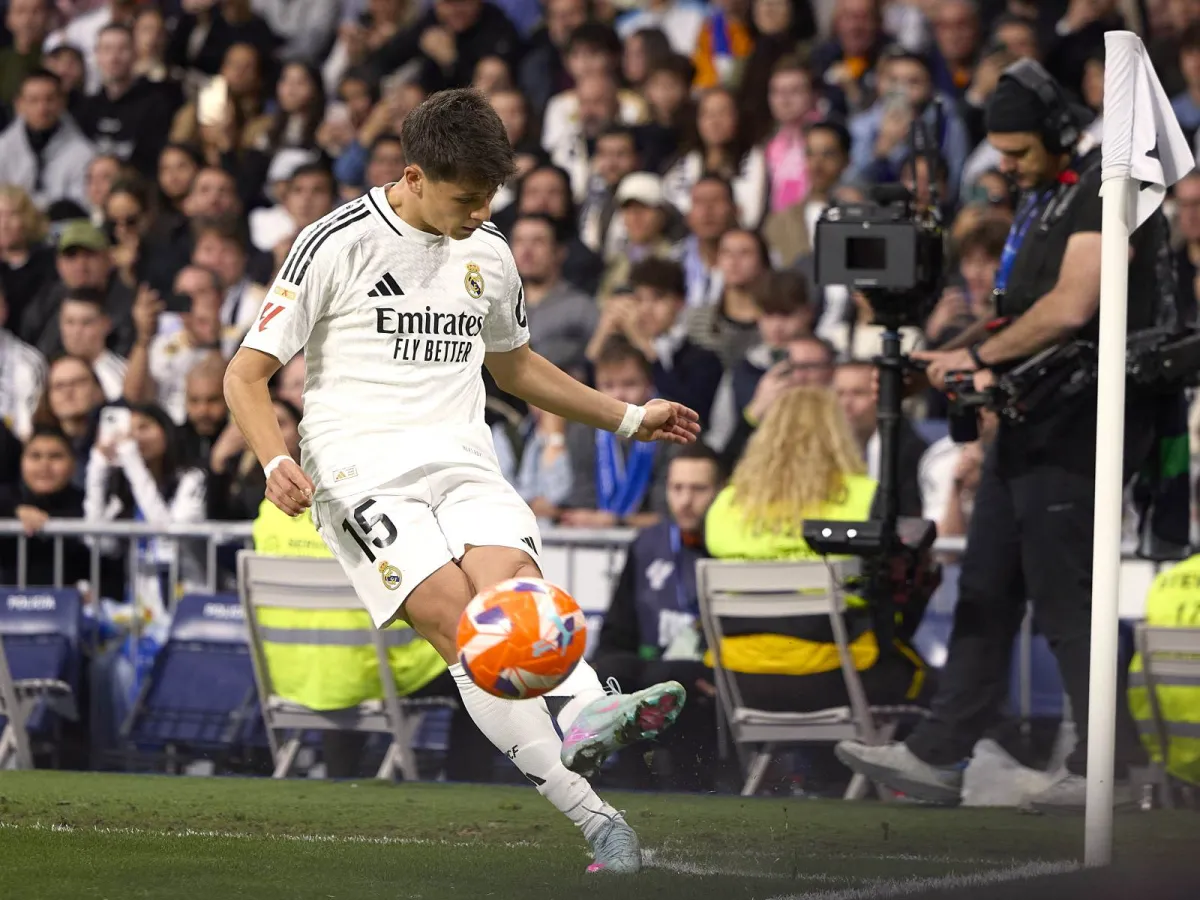 Manchester Siti Arda Gyuler uchun 100 mln yevro taklif qilmoqchi