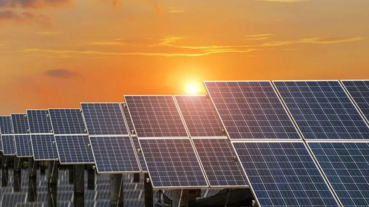 Қуёш энергияси учун Қашқадарё аҳолисига 11 миллиард сўм берилди