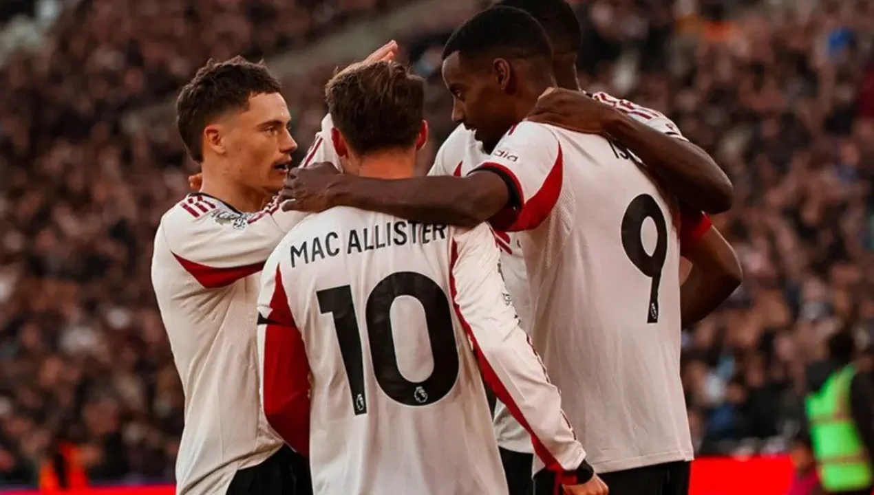 "Ливерпул" серияни бузди, "Астон Вилла" зонага қайтди