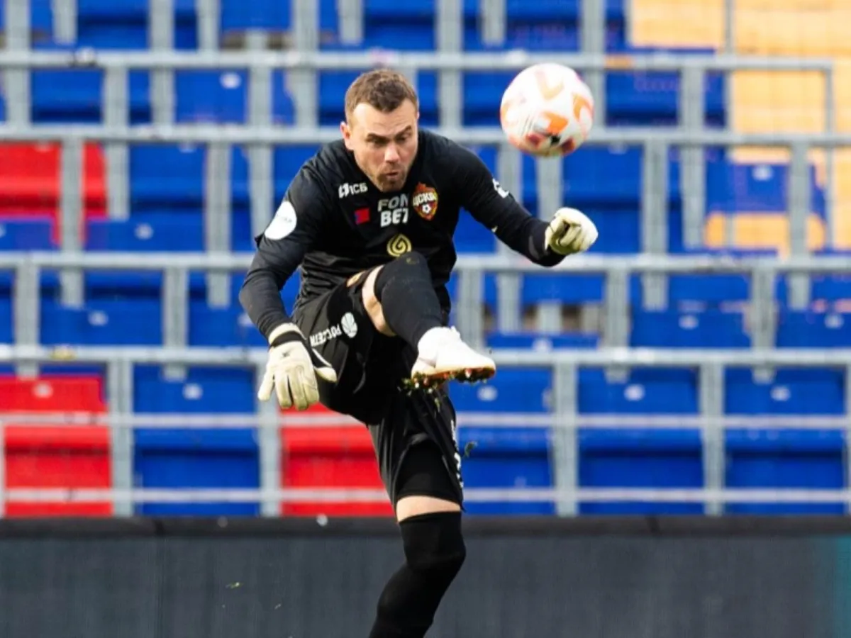 Хиддинк: Акинфеев ғалабага чанқоқ дарвозабон