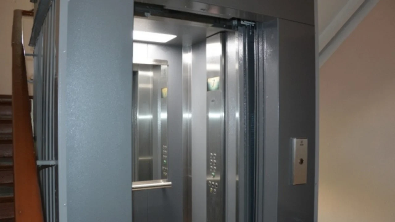 Thousands of elevators in Tashkent are in shocking disrepair