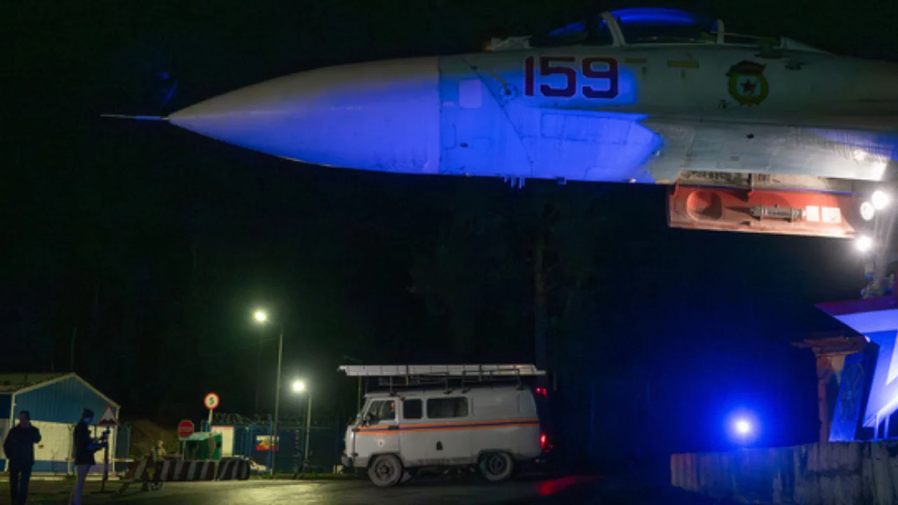 Karelia'da bir Su-30 uçağı düştü: eğitim uçuşu bir trajediye dönüştü