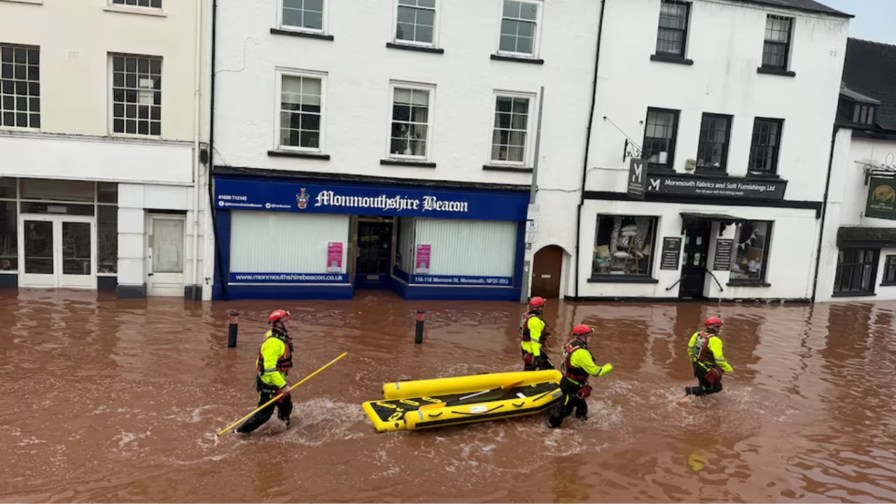 Португалия ва Британияда ҳалокатли ёмғир ва торнадо