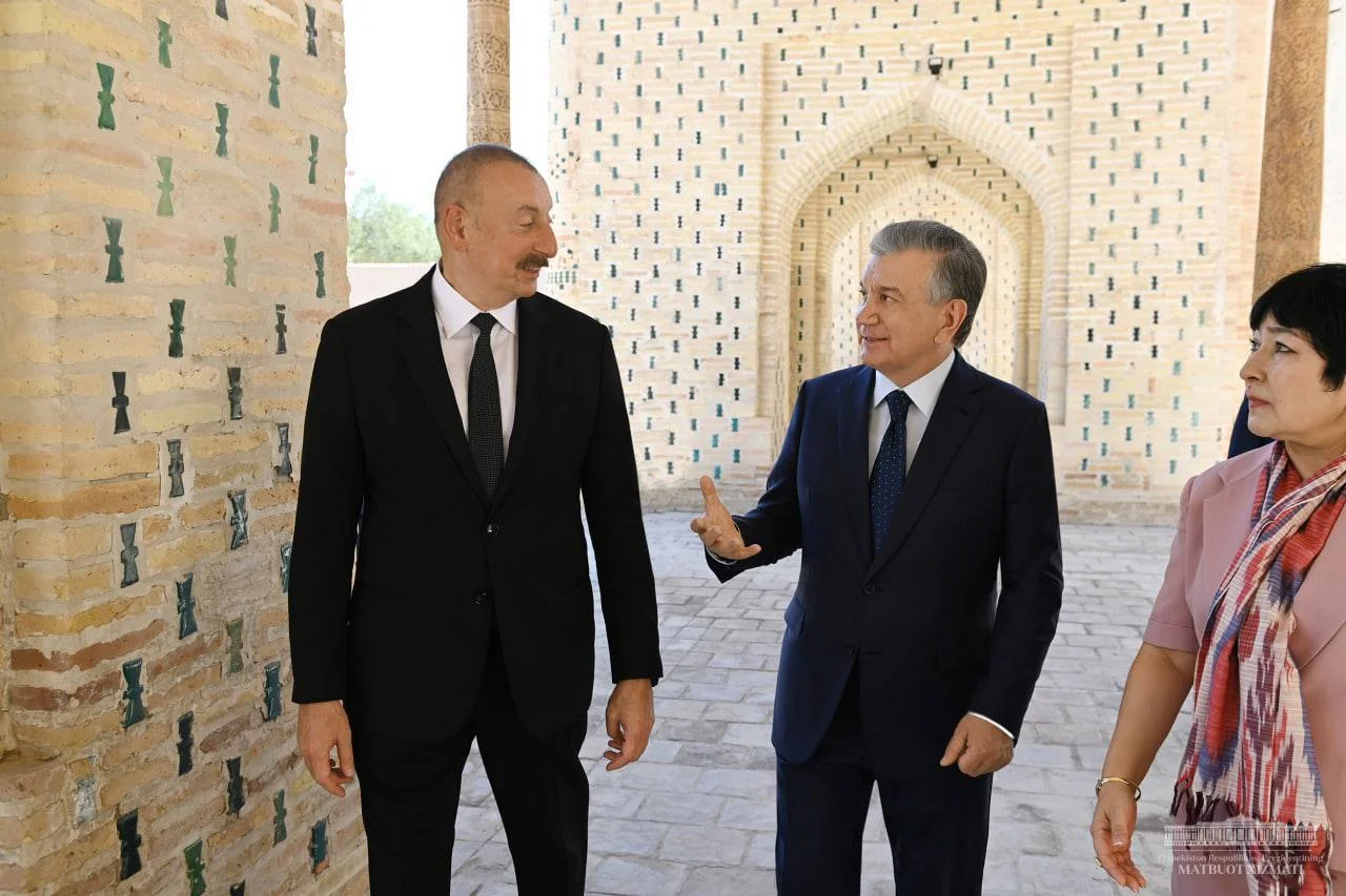 Ilhom Aliyev O‘zbekiston–Ozarboyjon birodarligini yuksak baholadi