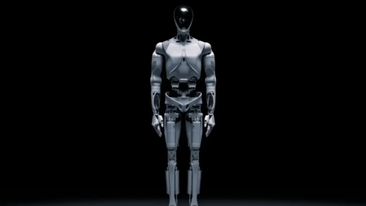 Xitoy dunyodagi eng odamsimon robotni namoyish qildi