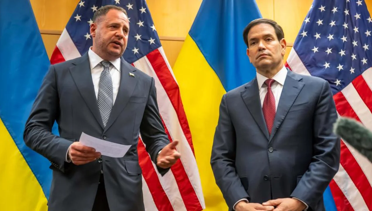 Трампнинг тинчлик режаси юмшади: Киевга ҳудудларни бериш шарт эмас