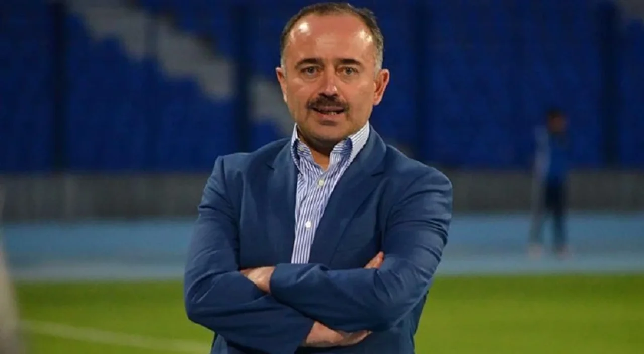 "Андижан" начинает новую эру с Бабаяна...