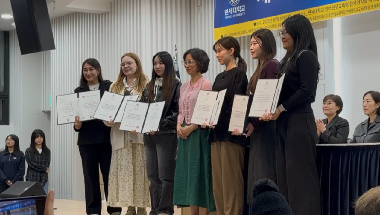 Ўзбек талабаси Кореяда халқаро ижодий танловда биринчиликни олди