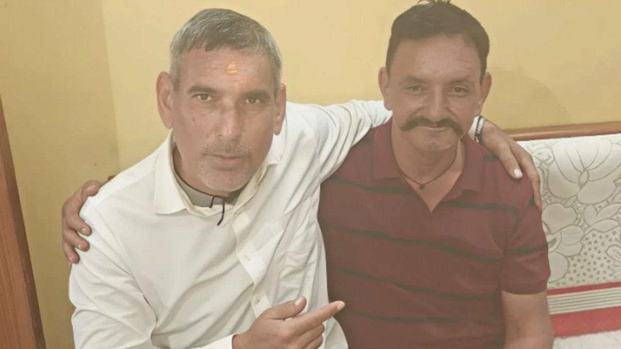 Hafızasını kaybeden adam 45 yıl sonra evine döndü