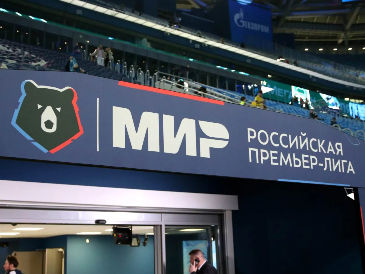 Дмитрий Васильев стадионларда пиво сотилишини танқид қилди