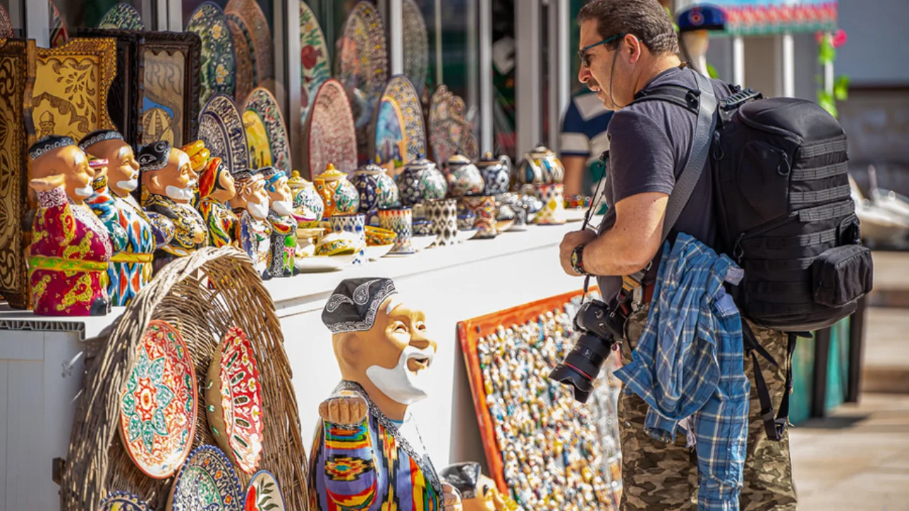 Özbekistan turizmi Ekim ayında yeni bir rekor kırdı - 1,17 milyon turist!