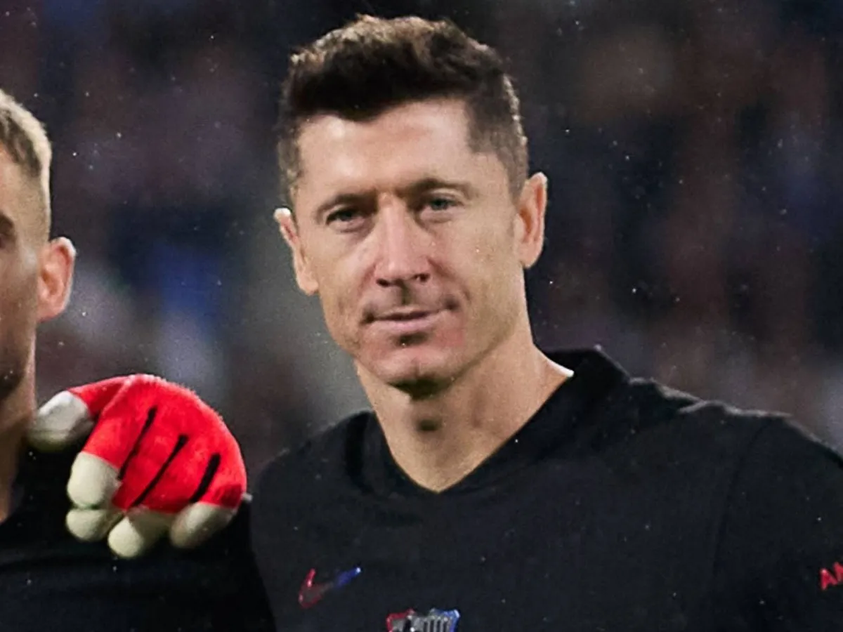 Левандовски "Барселона"даги келажагини кутмоқда