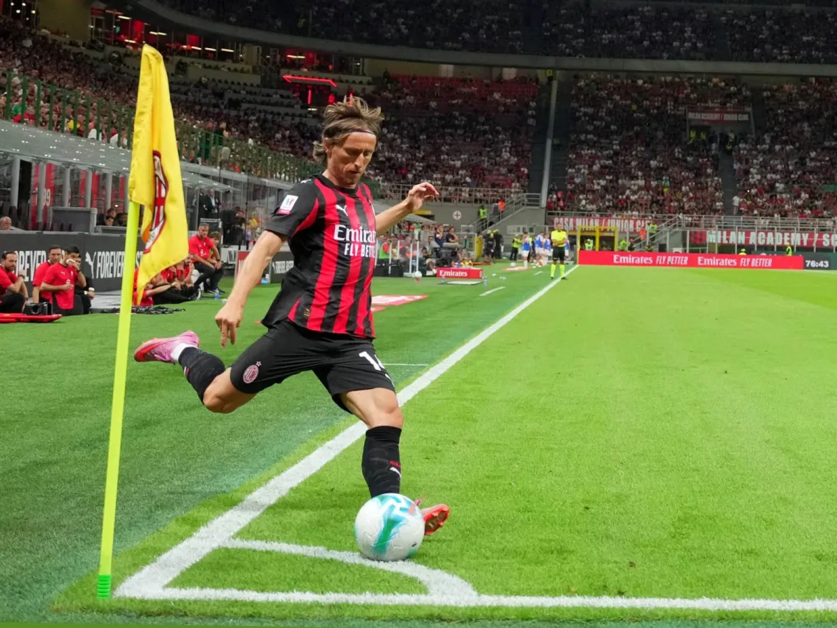 Milan, Modric'in geleceği hakkında karar verdi